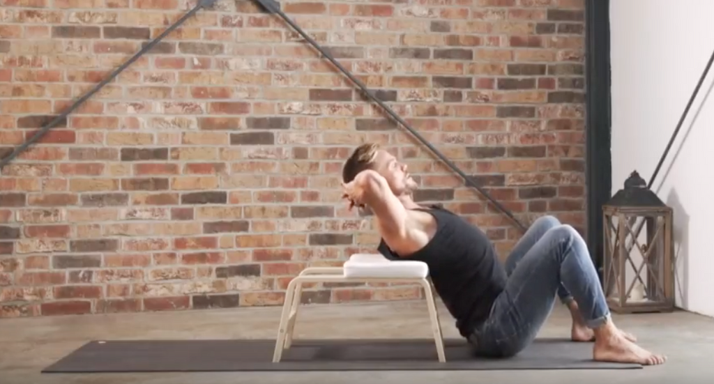 FeetUp Flow: Chest and Shoulder Mobility with Jeppe